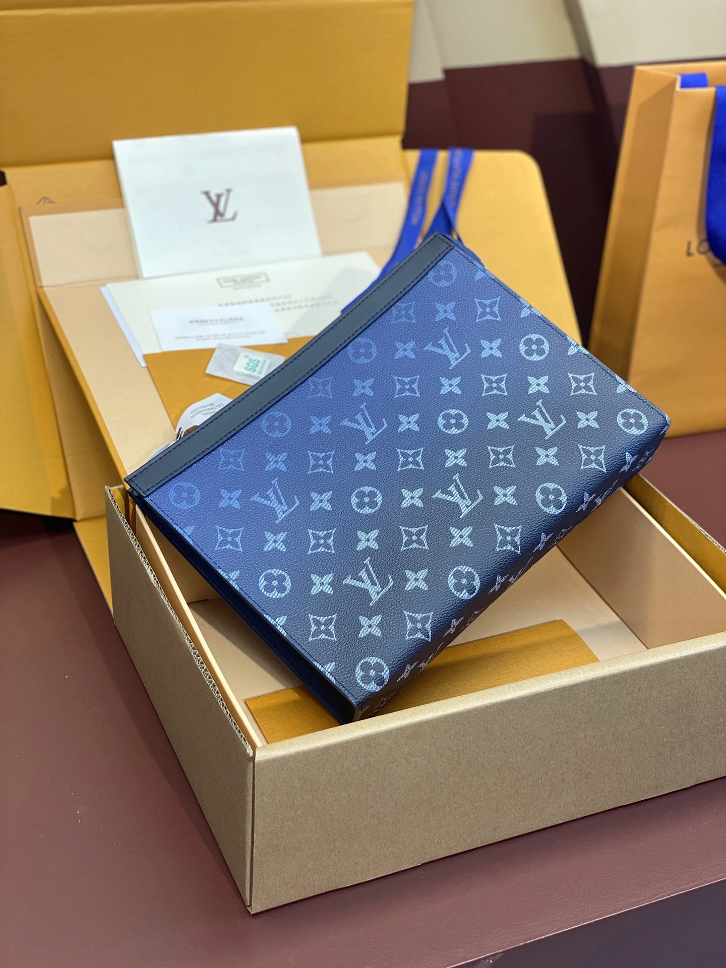 Louis Vuitton Clutch Bags Trendy 56318