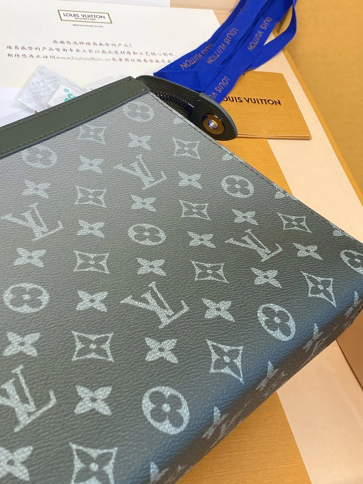 Trendy Louis Vuitton Clutch Bags 56352