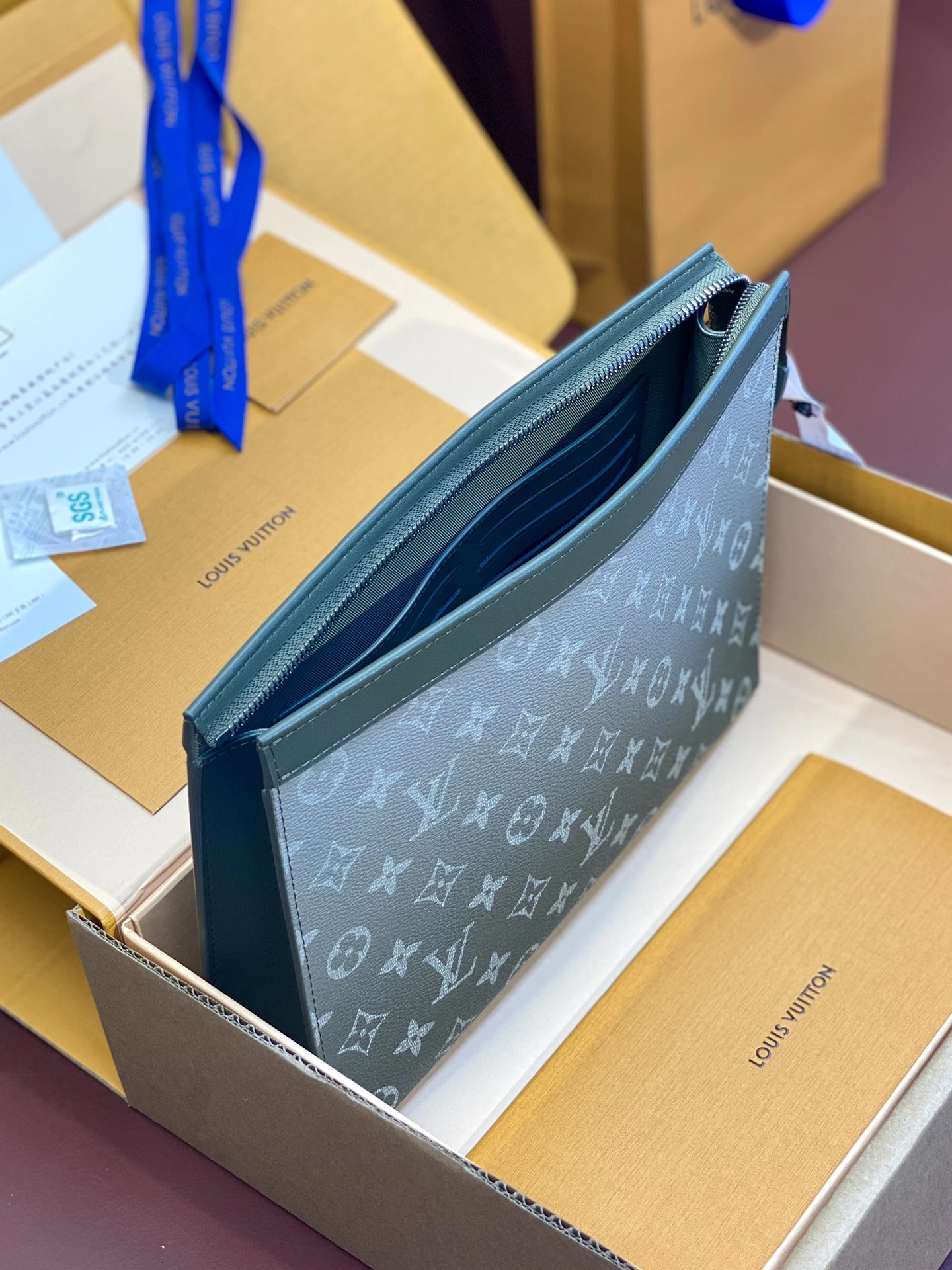 Trendy Louis Vuitton Clutch Bags 56352
