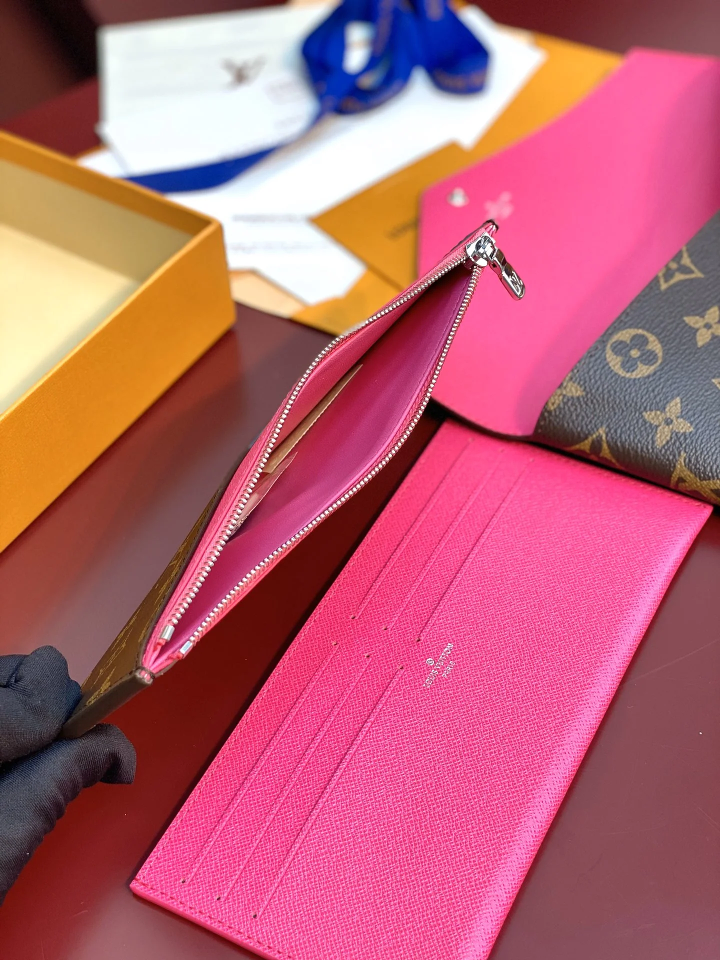 BestValue Louis Vuitton Clutch Bags 56311