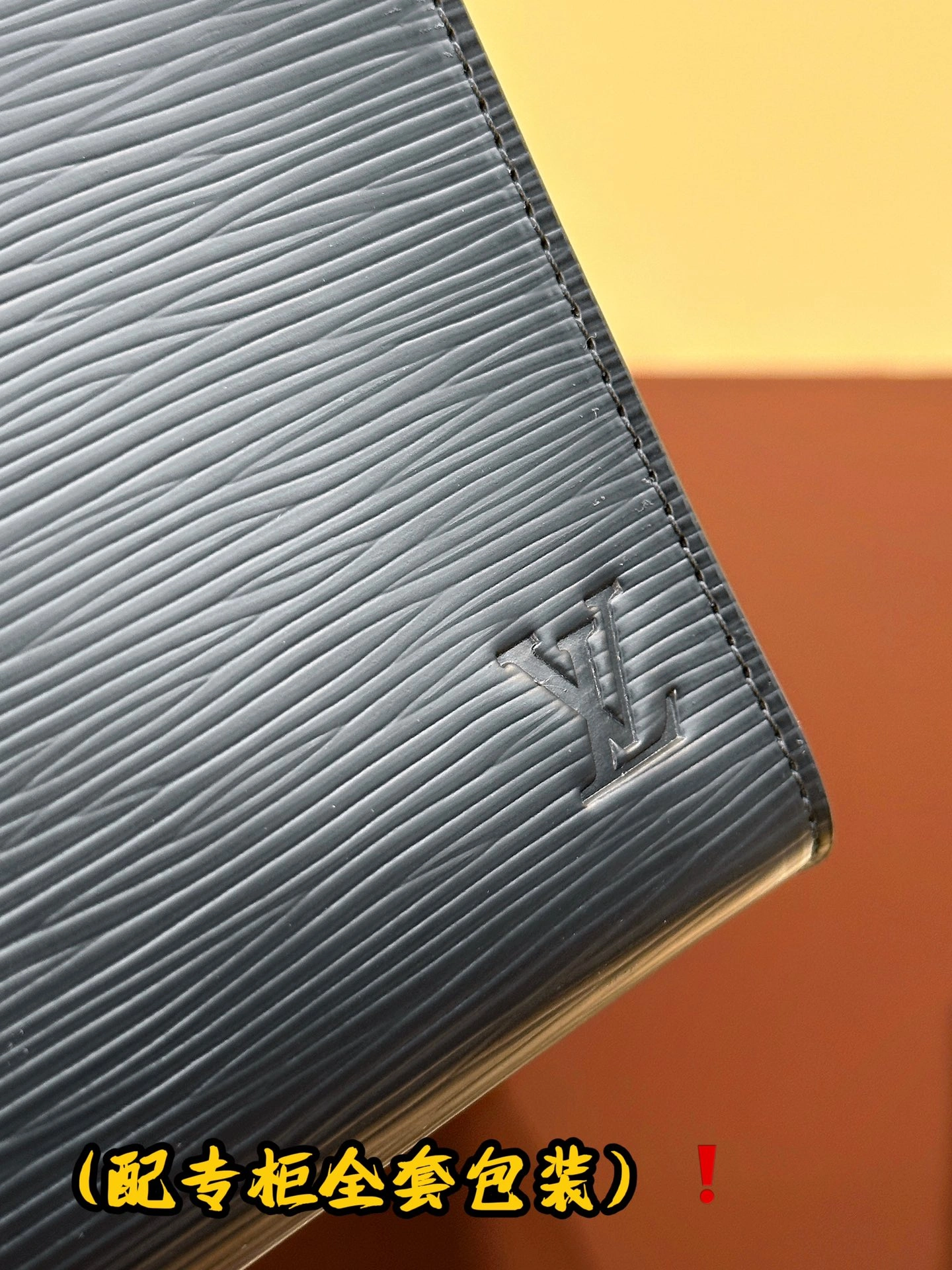 Packable Louis Vuitton Clutch Bags 56339