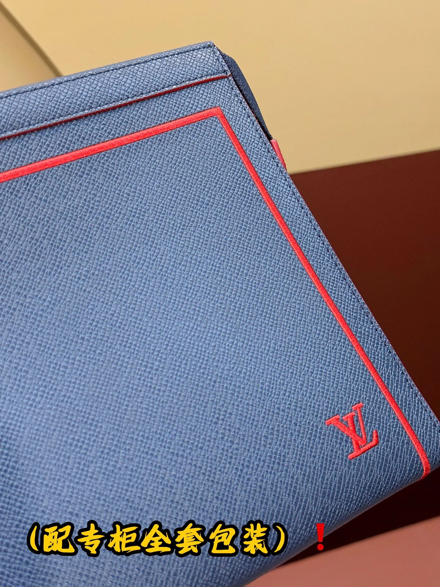 Sustainable Louis Vuitton Clutch Bags 56323