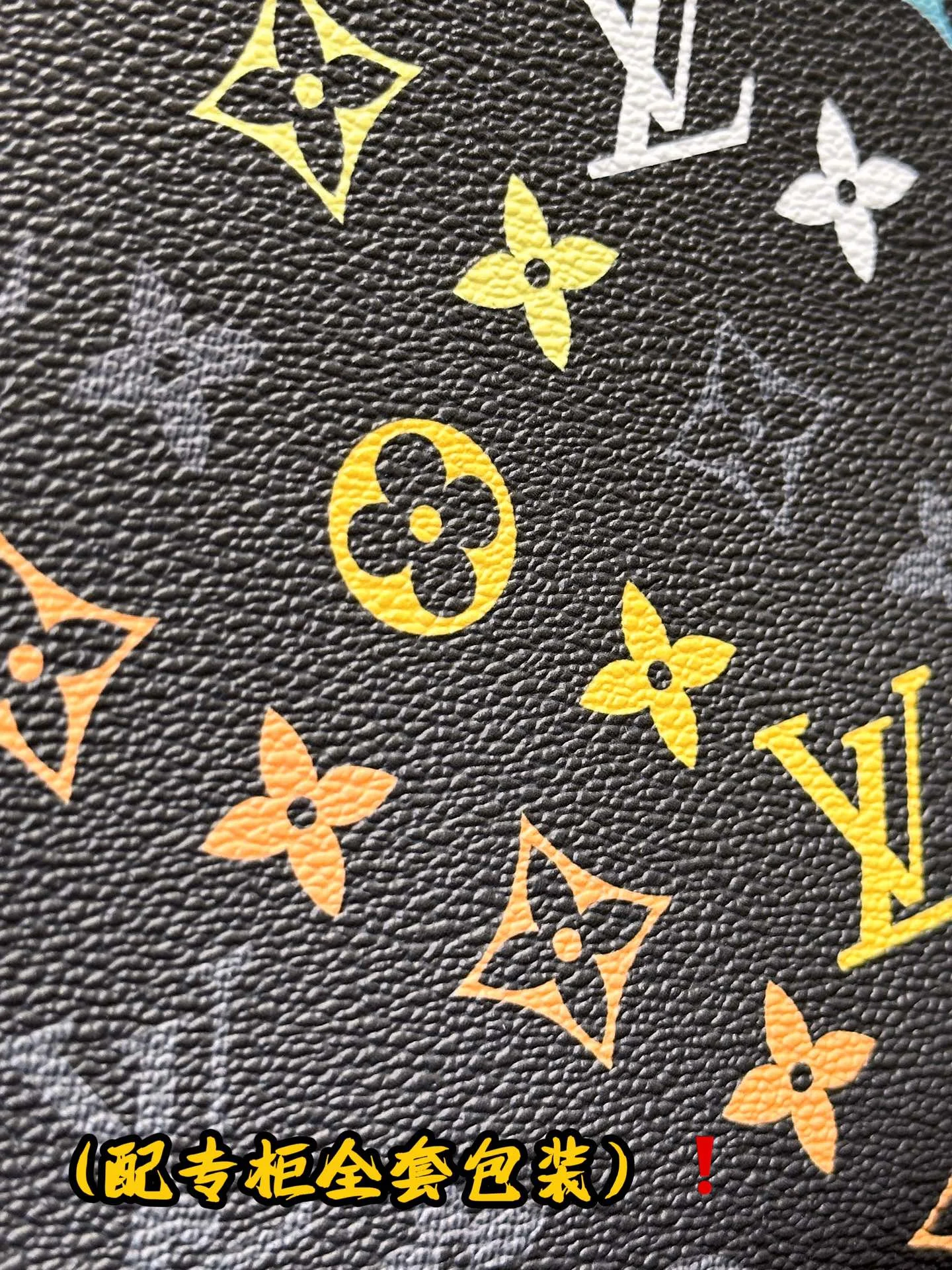 Classic Louis Vuitton Clutch Bags 56282