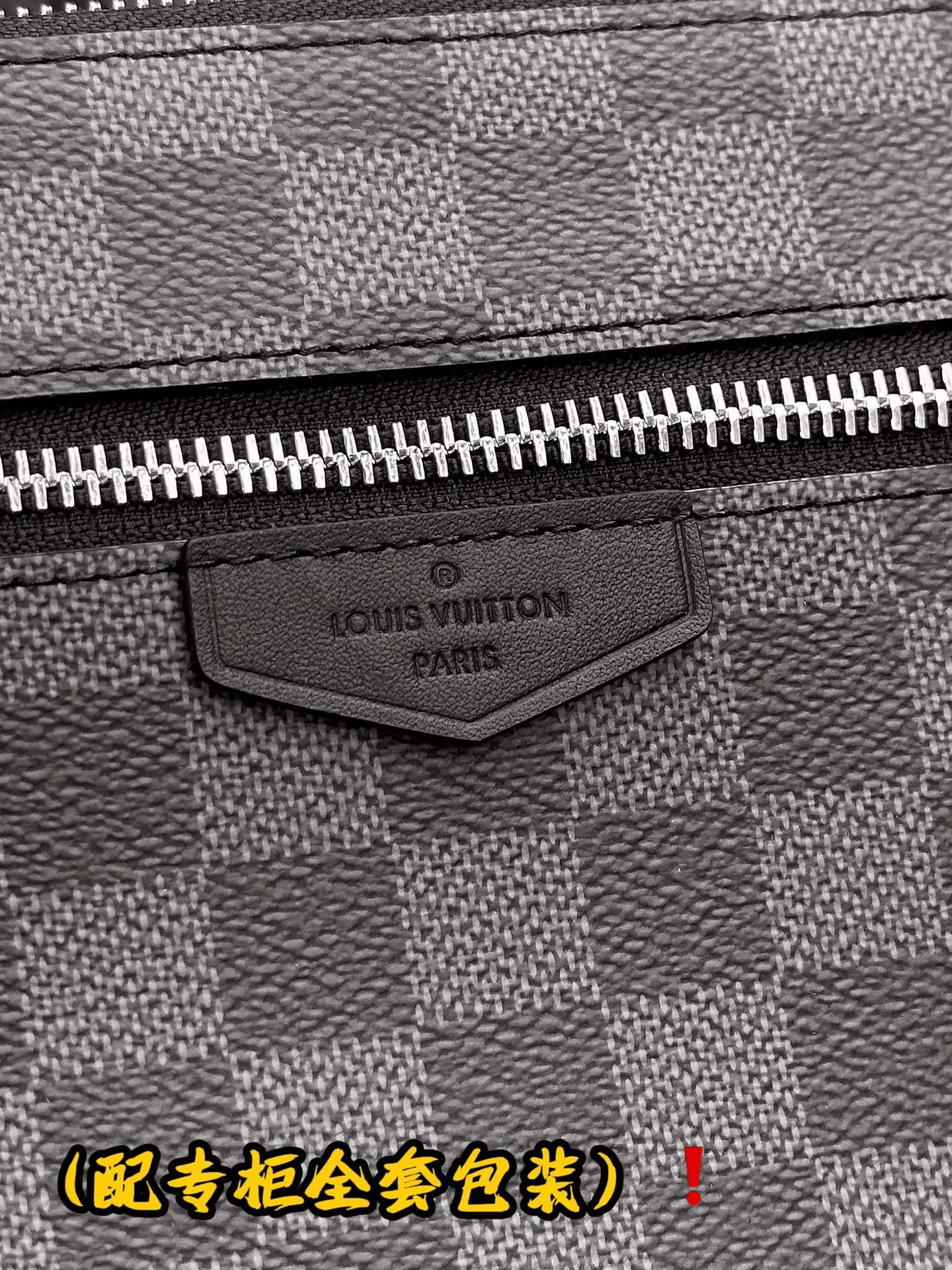 SportInspired Louis Vuitton Clutch Bags 56261