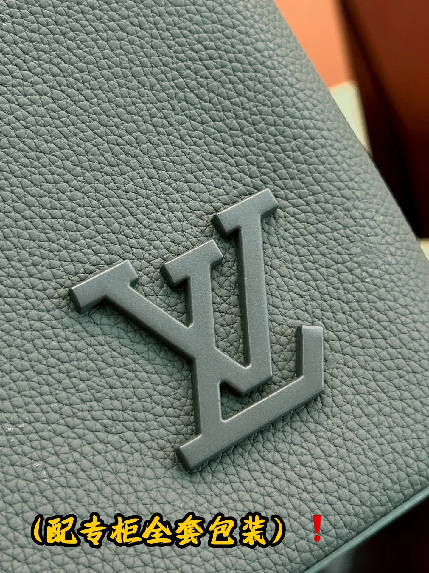 Louis Vuitton Clutch Bags TechFriendly 56255