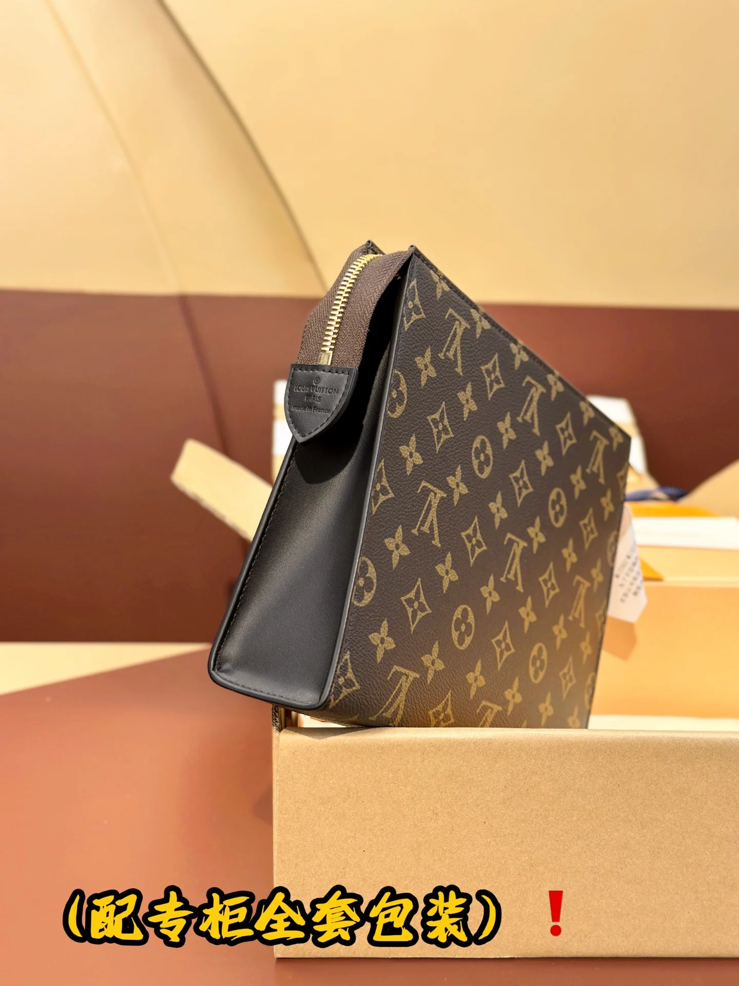 Flexible Louis Vuitton Clutch Bags 56250