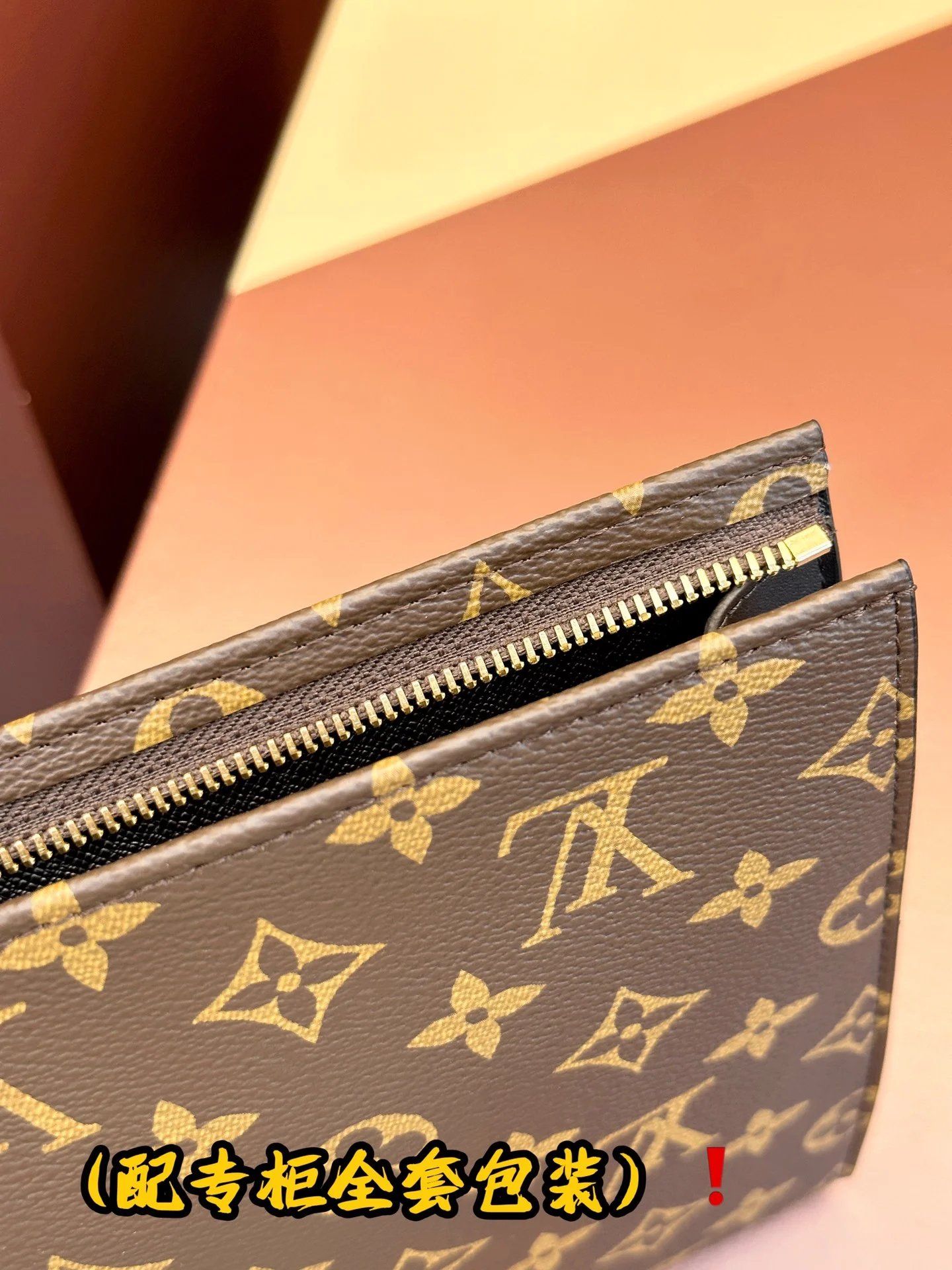 Flexible Louis Vuitton Clutch Bags 56250