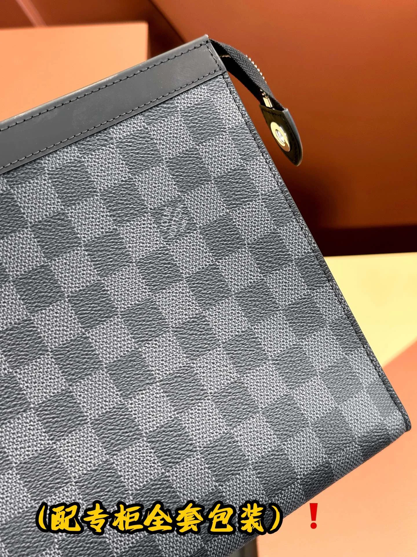 Tailored Louis Vuitton Clutch Bags 56244