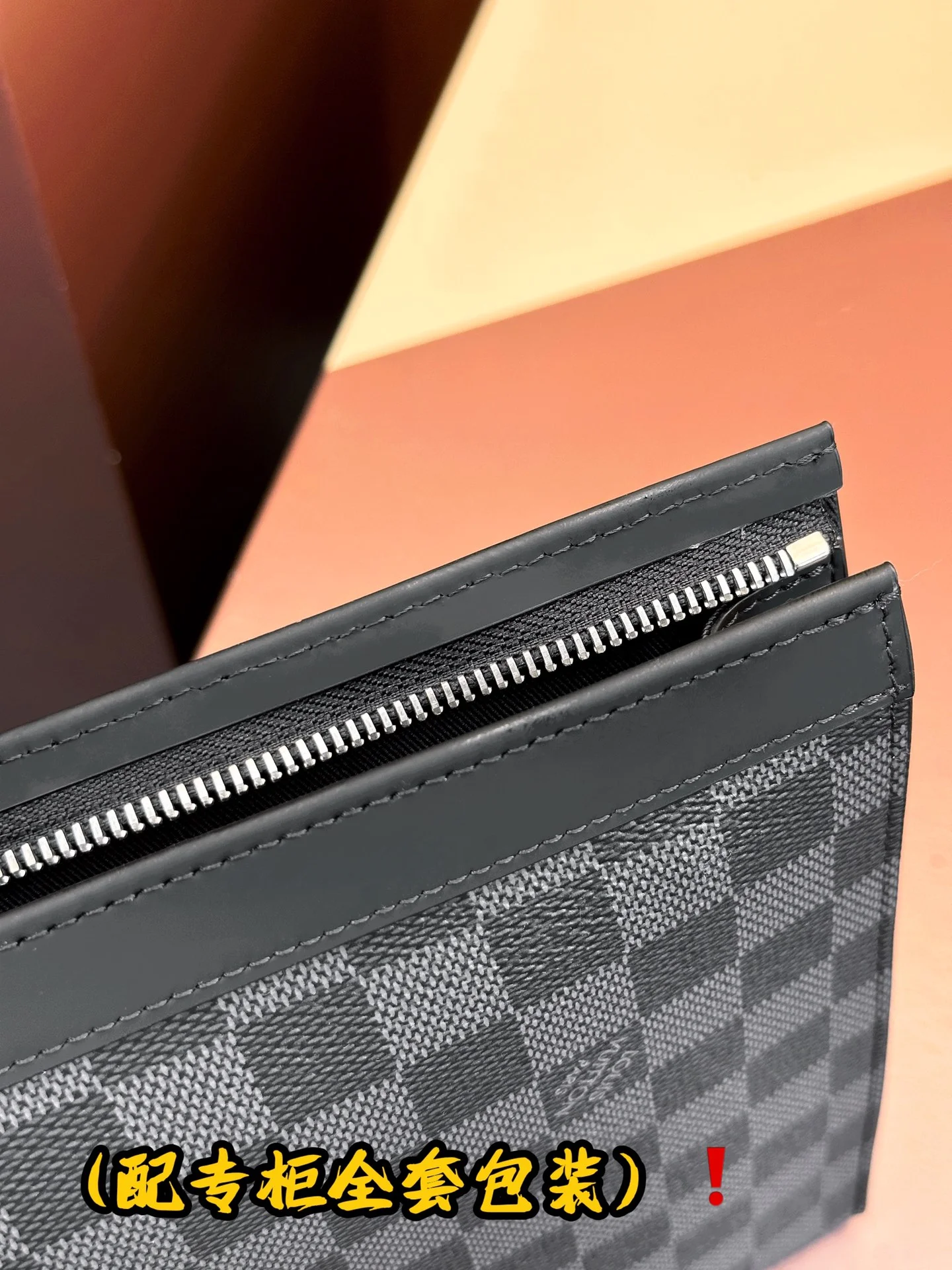 Tailored Louis Vuitton Clutch Bags 56244