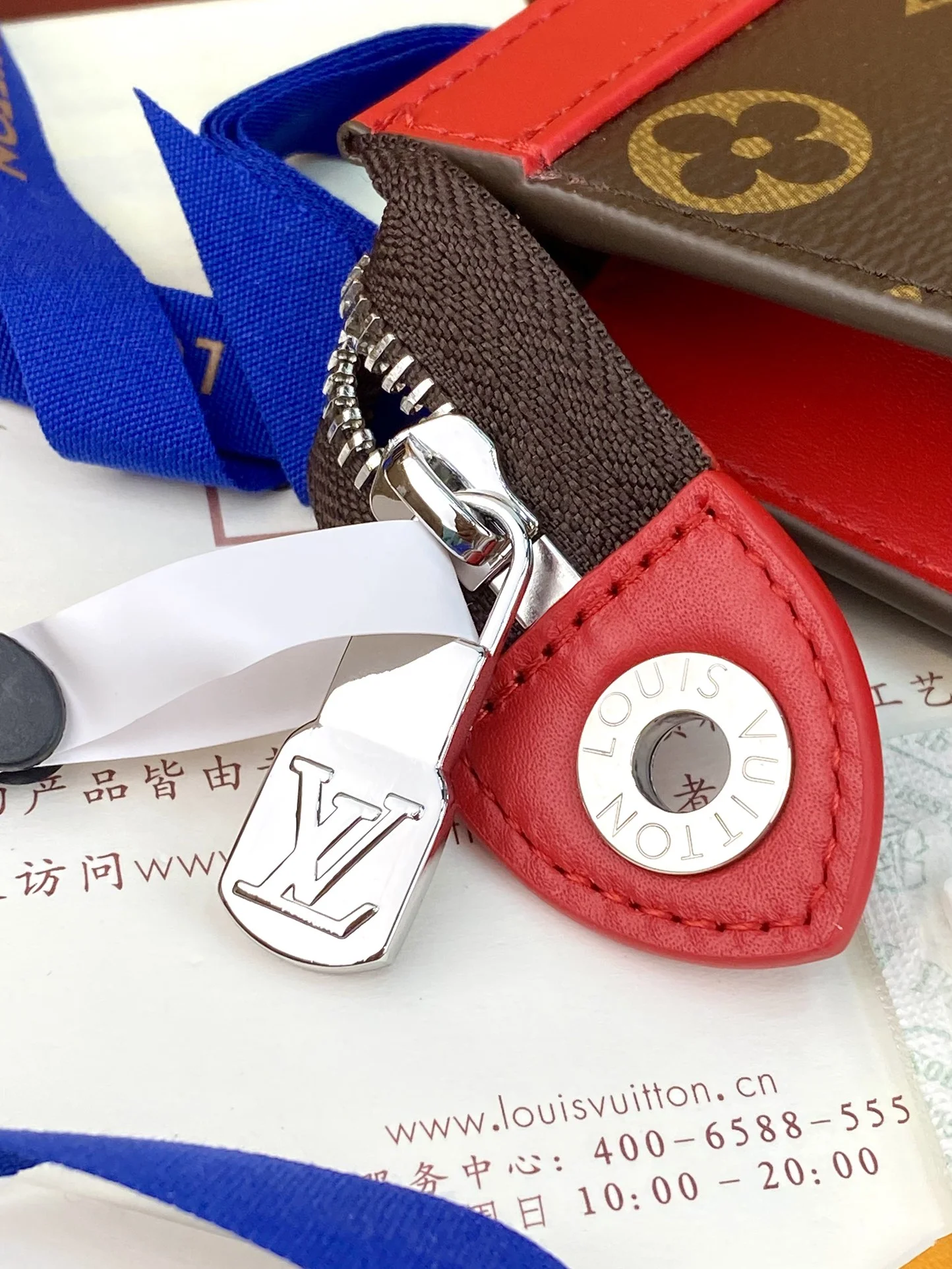 Stretchable Louis Vuitton Clutch Bags 56243