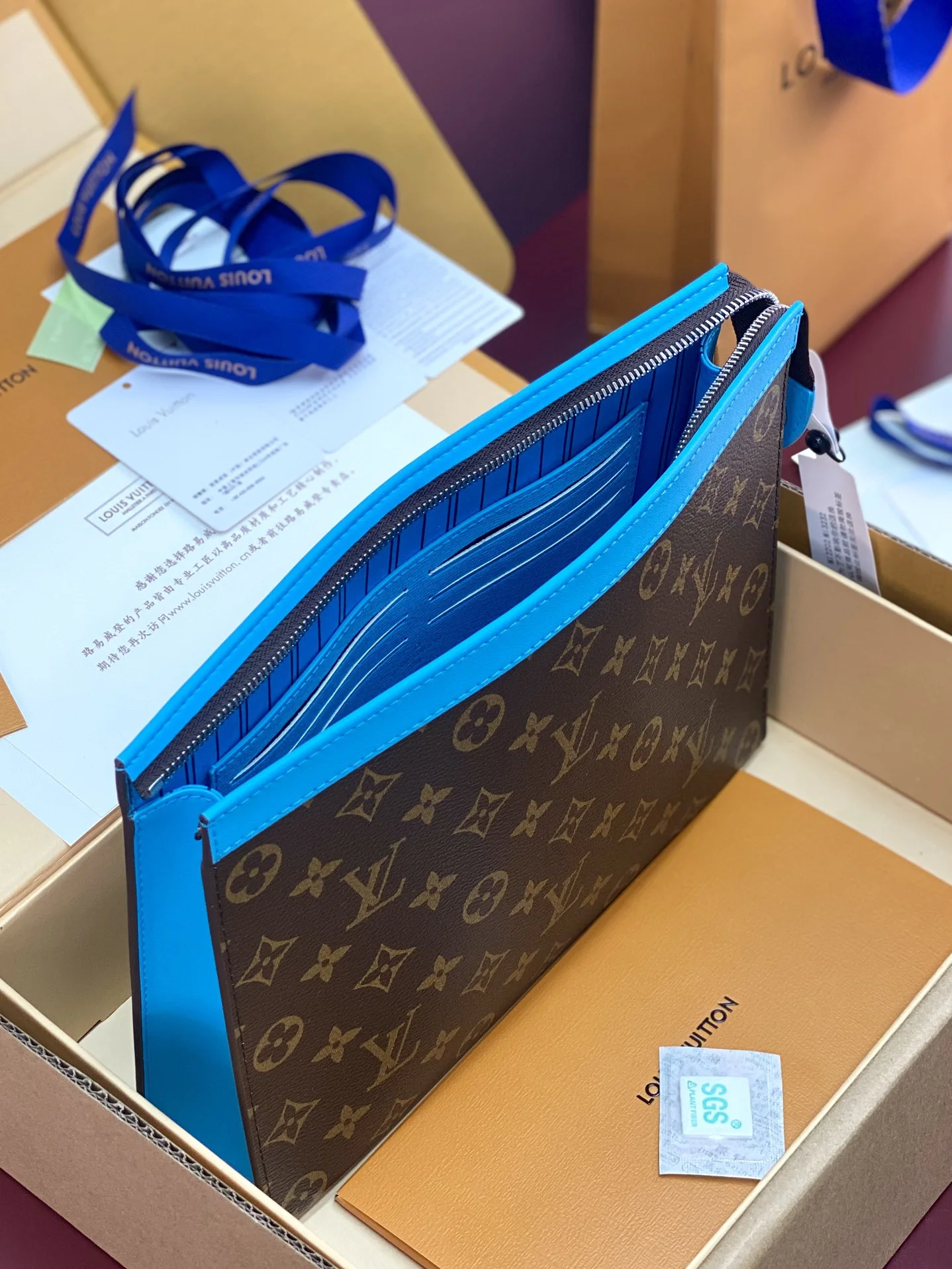 Louis Vuitton Clutch Bags EasyMatch 56275