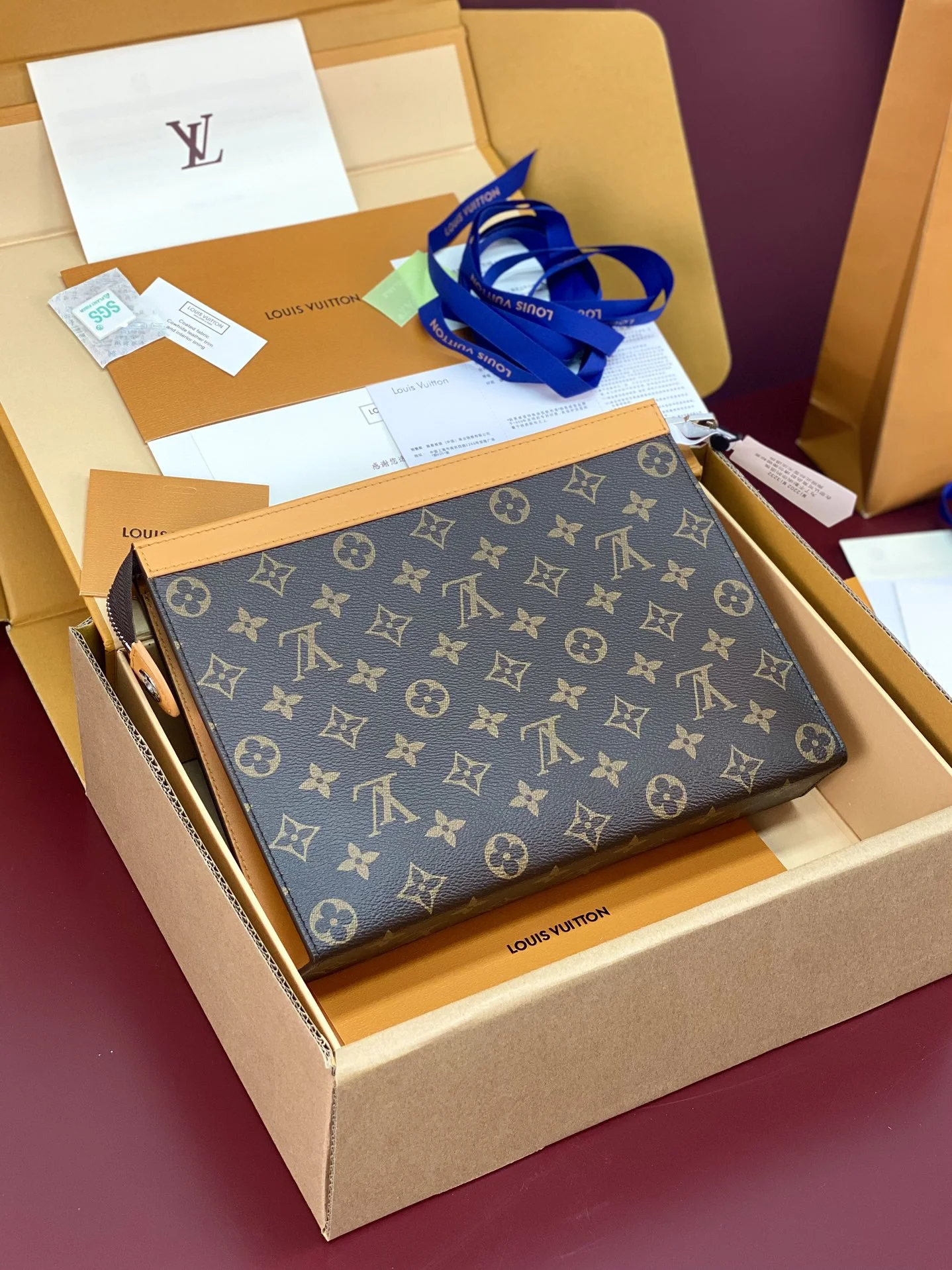 AllSeason Louis Vuitton Clutch Bags 56251