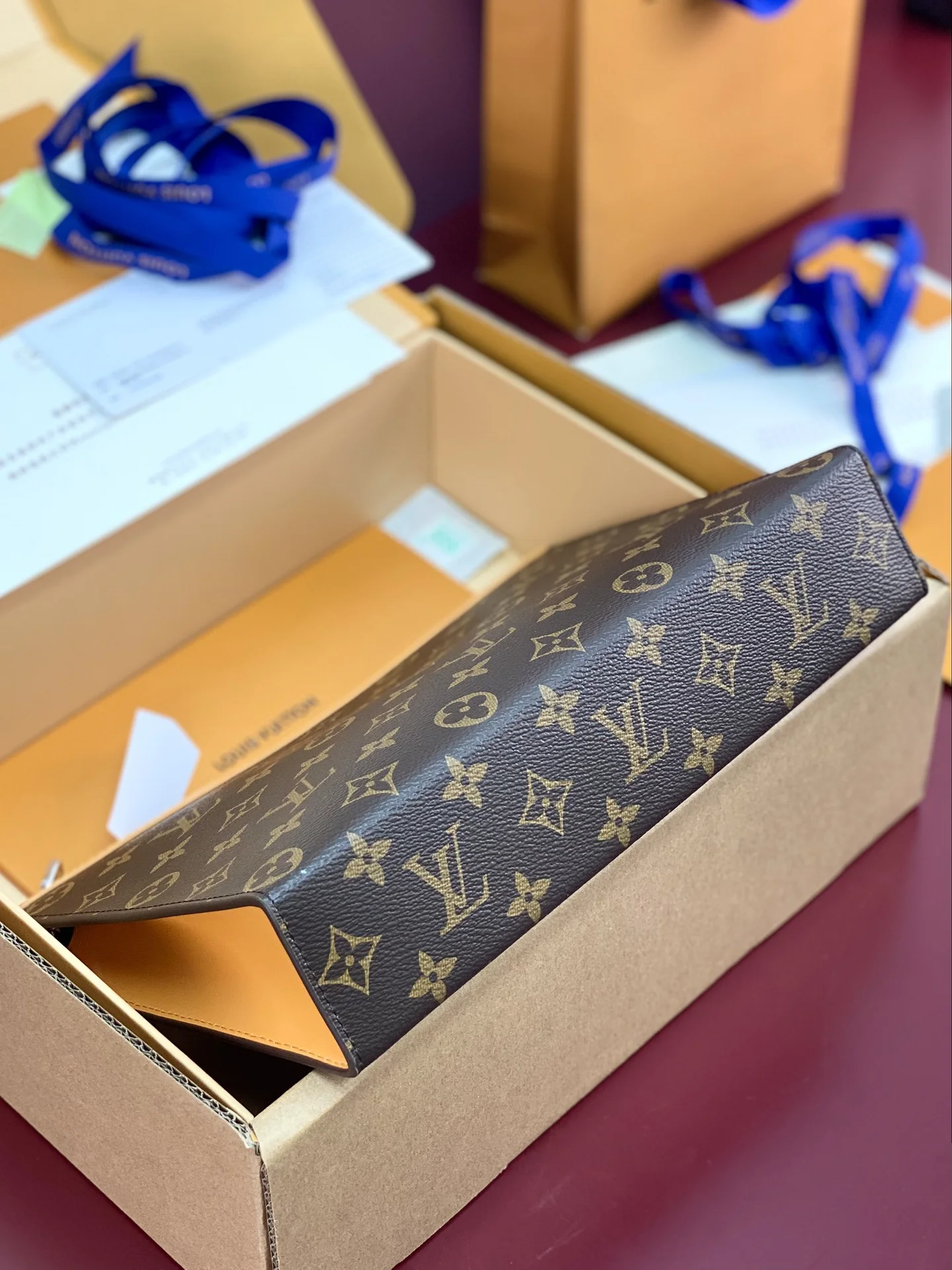 AllSeason Louis Vuitton Clutch Bags 56251