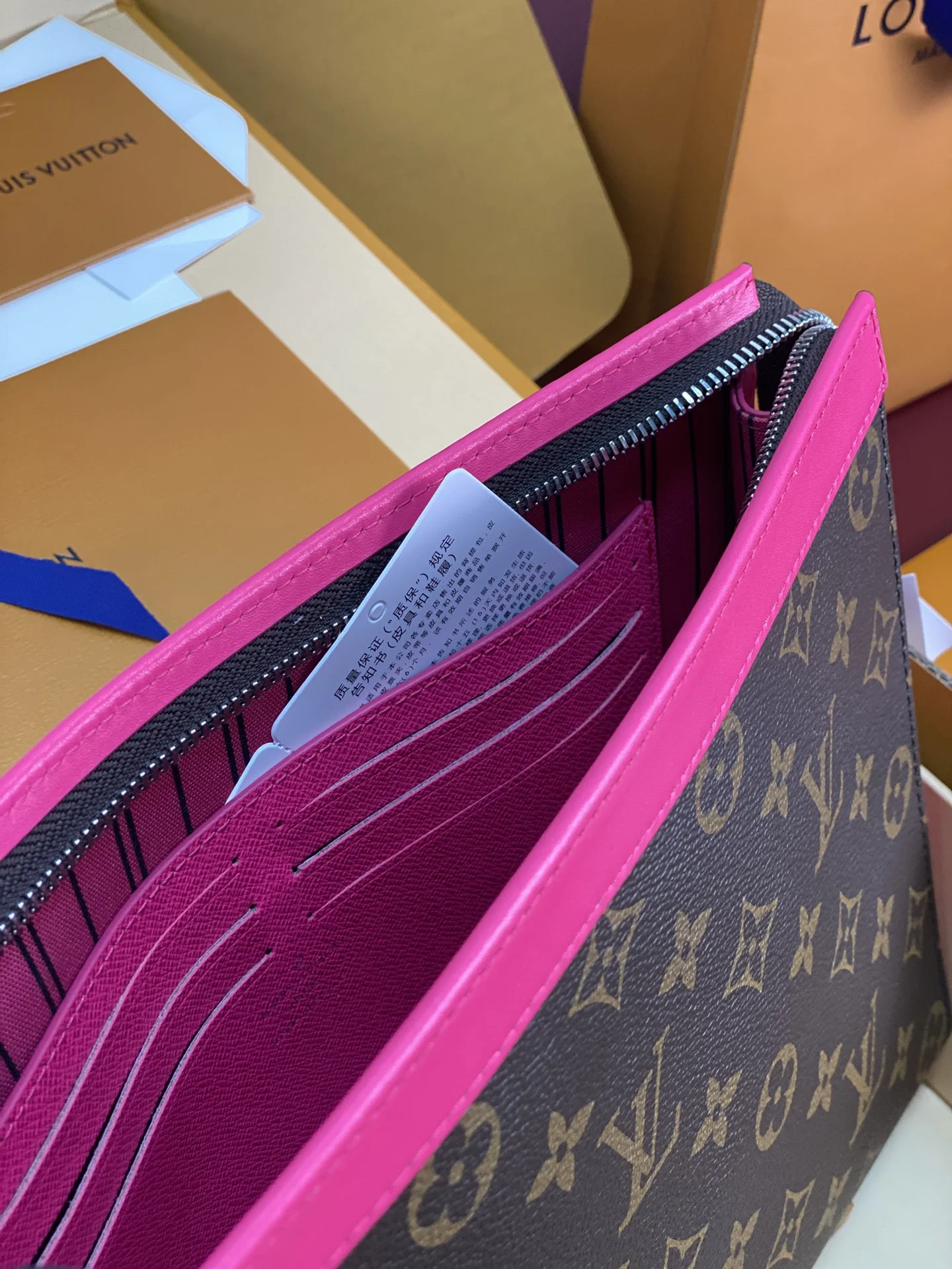 Louis Vuitton Clutch Bags OnTrend 56253