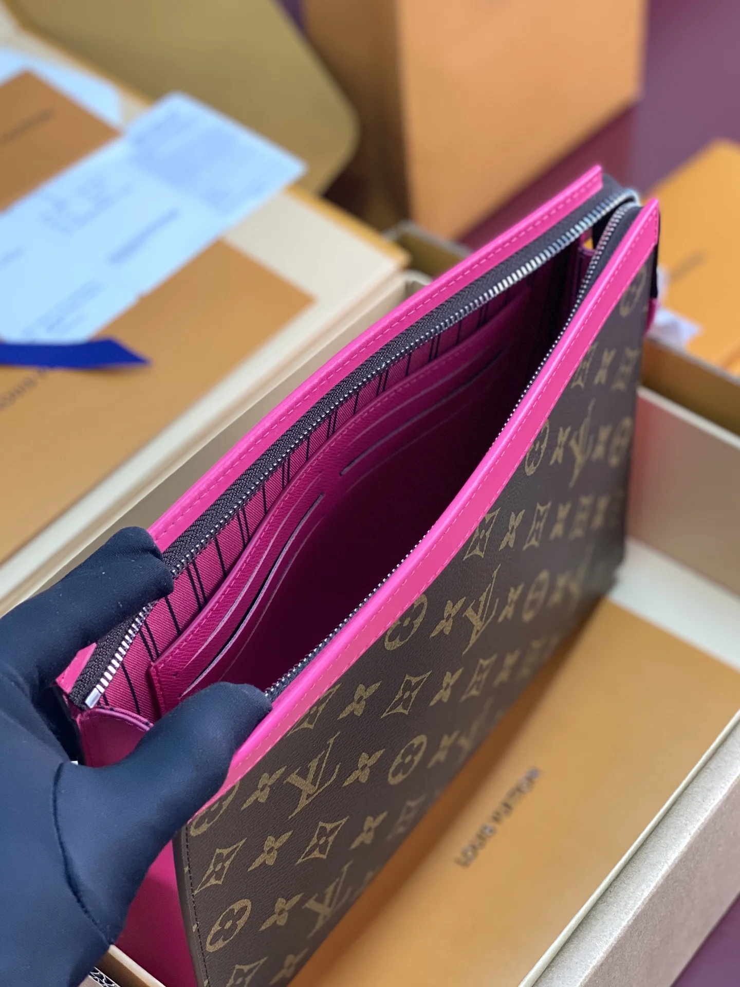 Louis Vuitton Clutch Bags OnTrend 56253