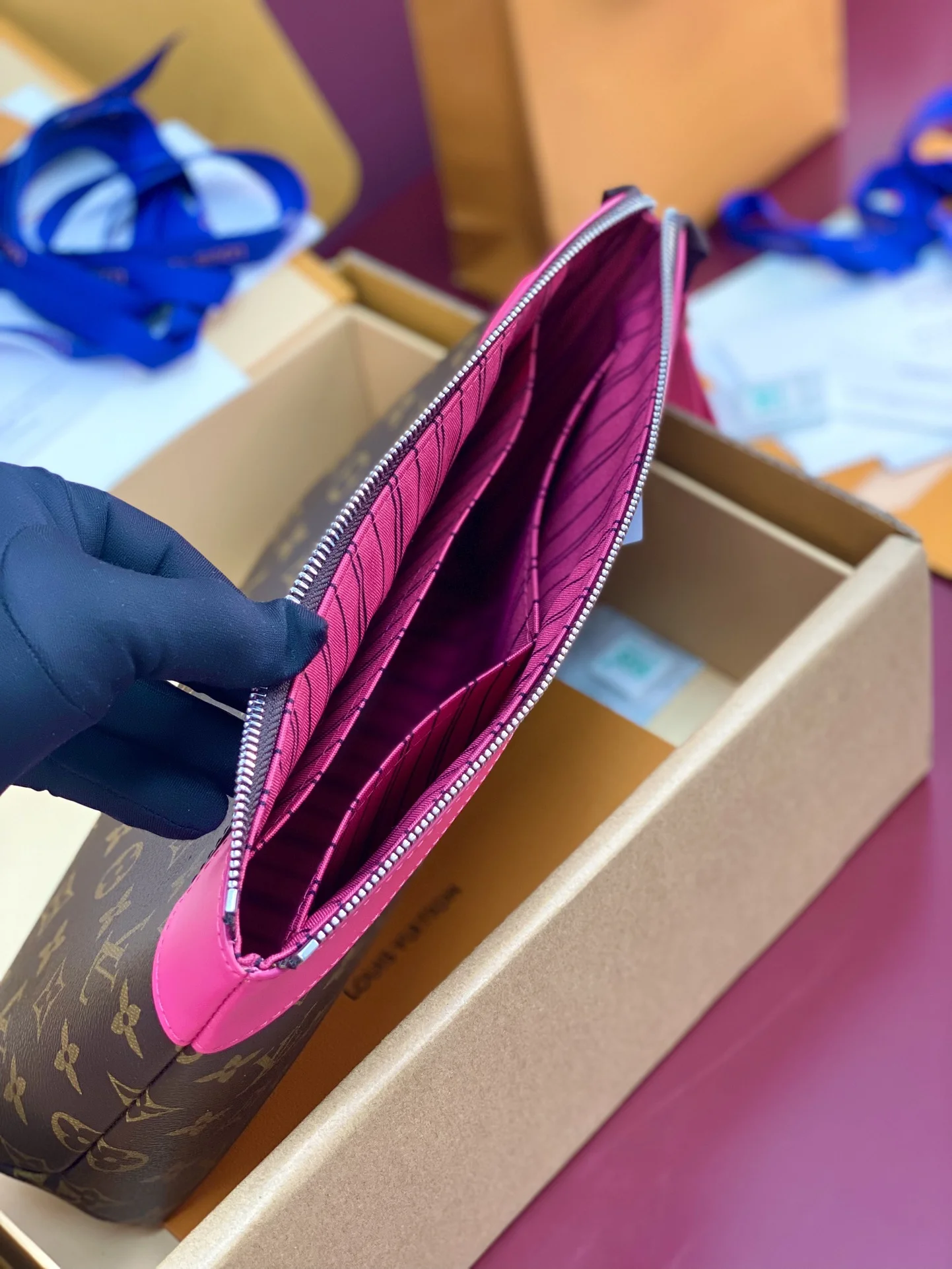Louis Vuitton Clutch Bags Cozy 56247