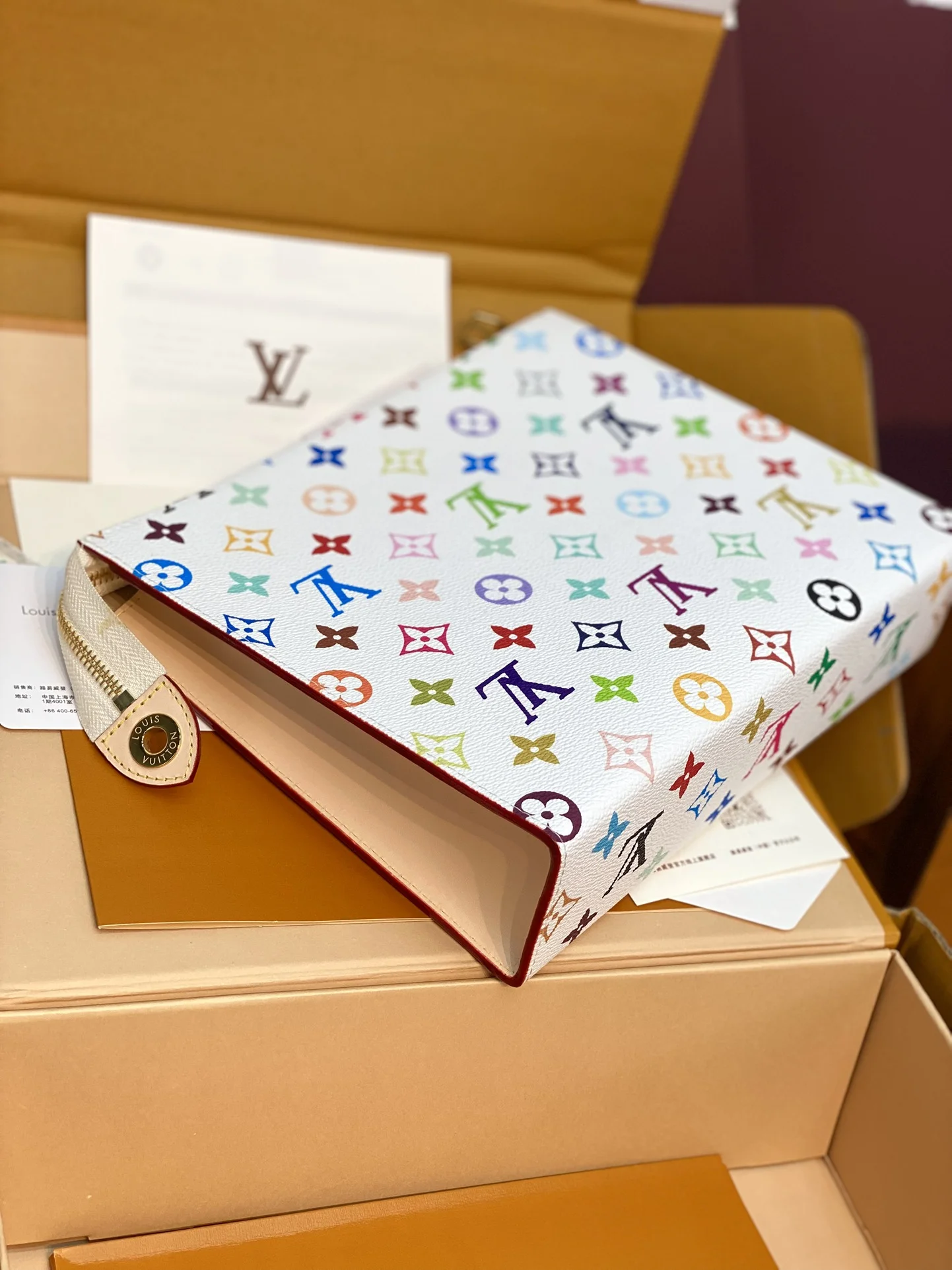 TechFriendly Louis Vuitton Clutch Bags 56235