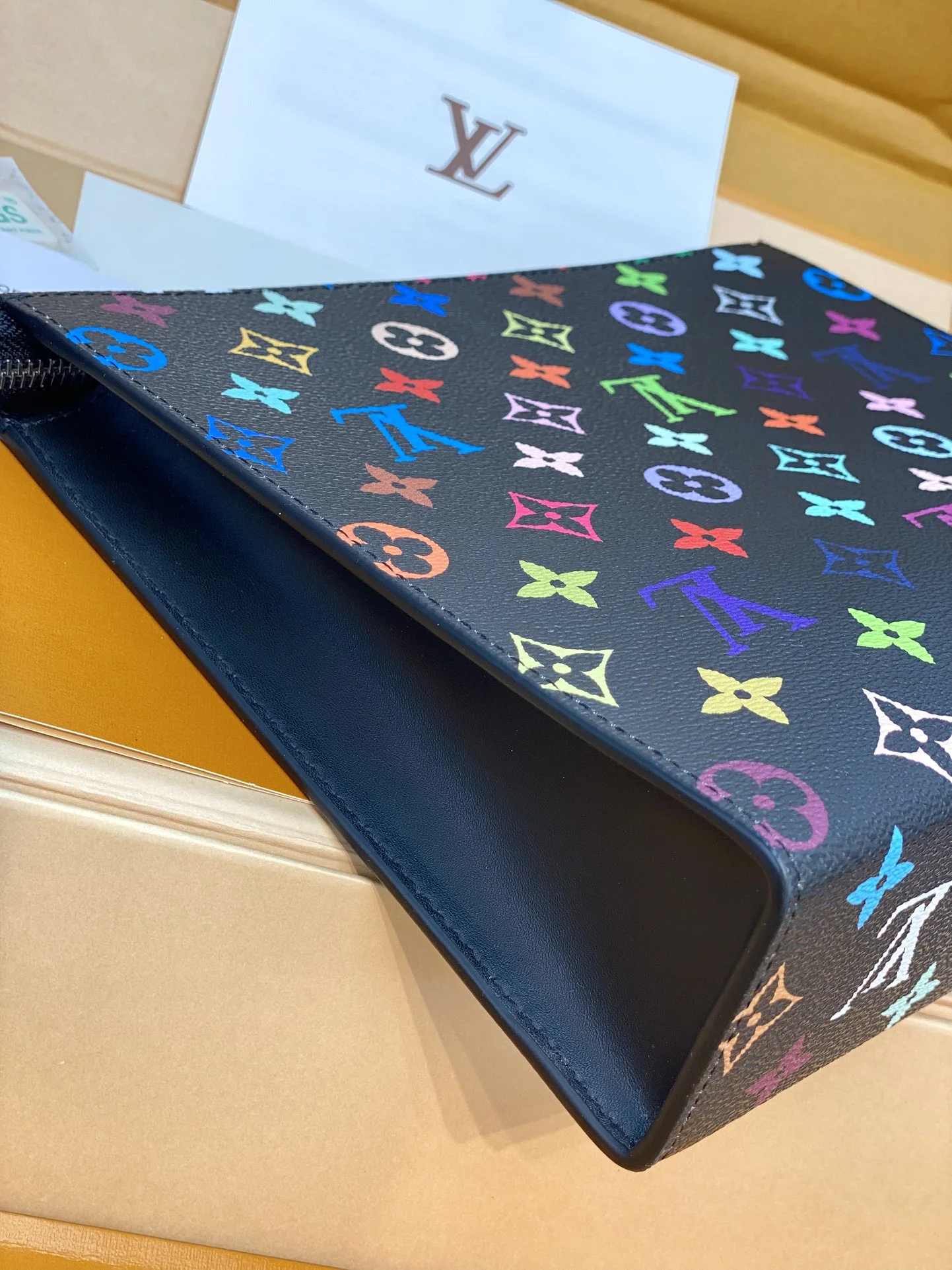 Lightweight Louis Vuitton Clutch Bags 56232