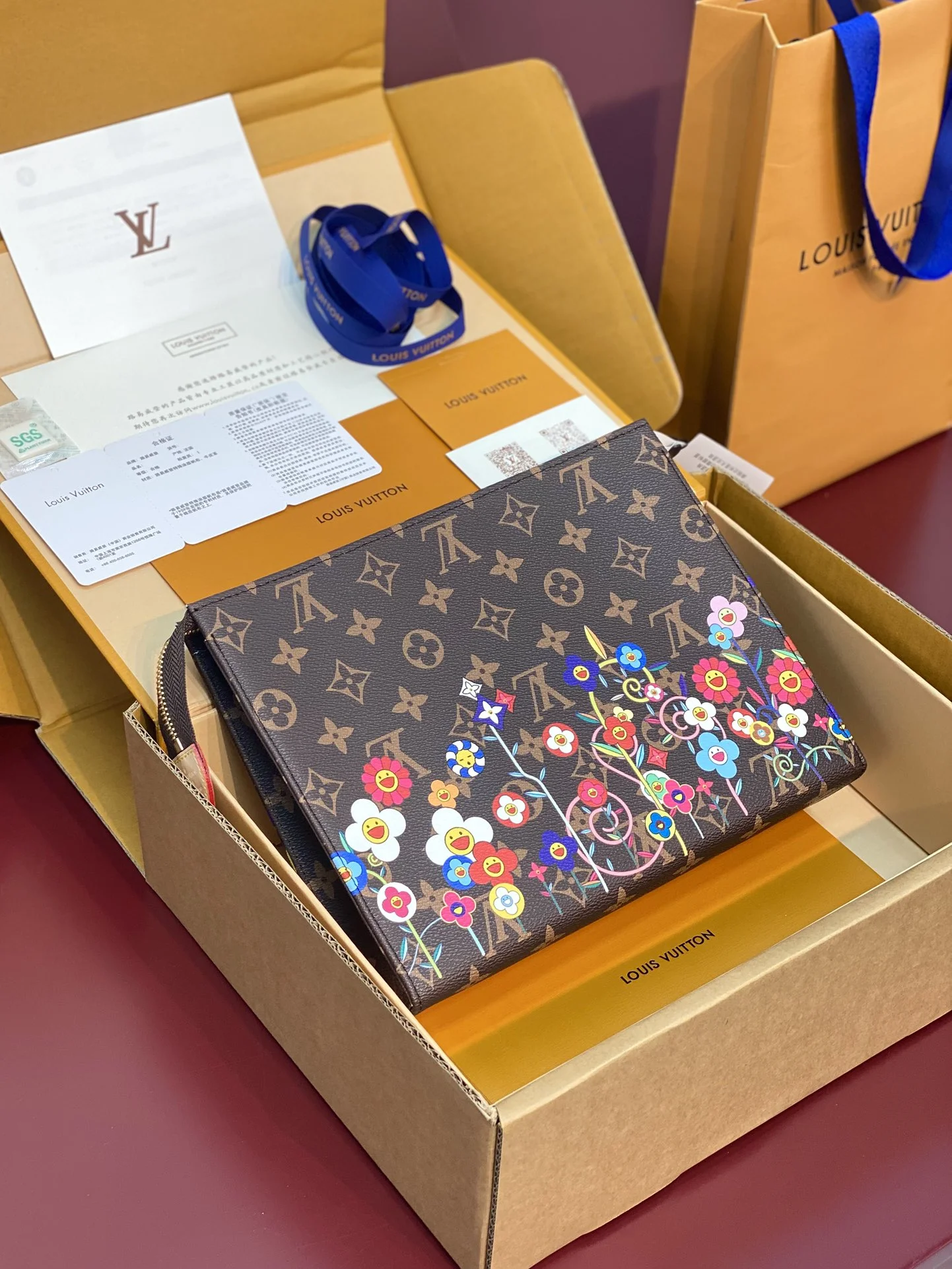 Louis Vuitton Clutch Bags Supportive 56328