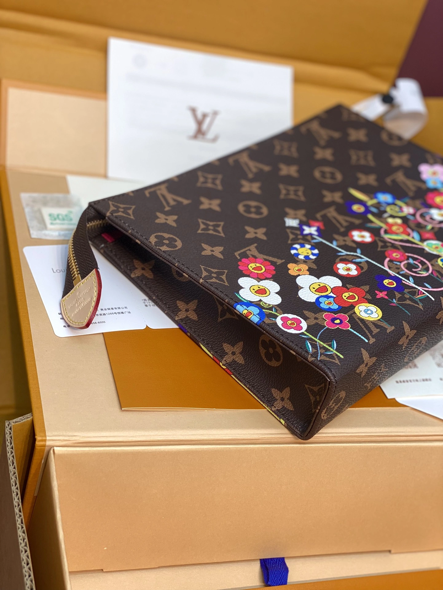 Louis Vuitton Clutch Bags Supportive 56328