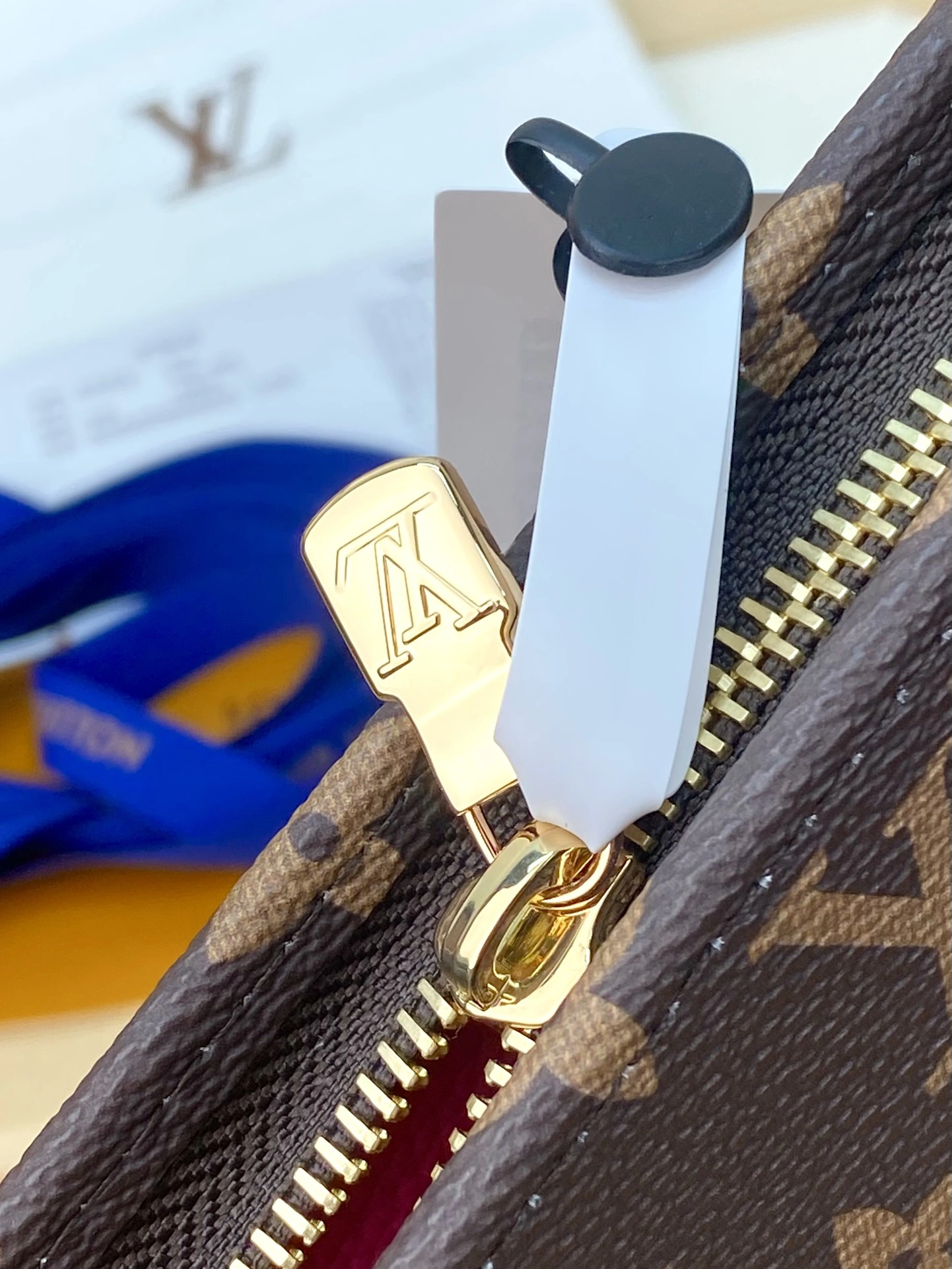 Louis Vuitton Clutch Bags Supportive 56328