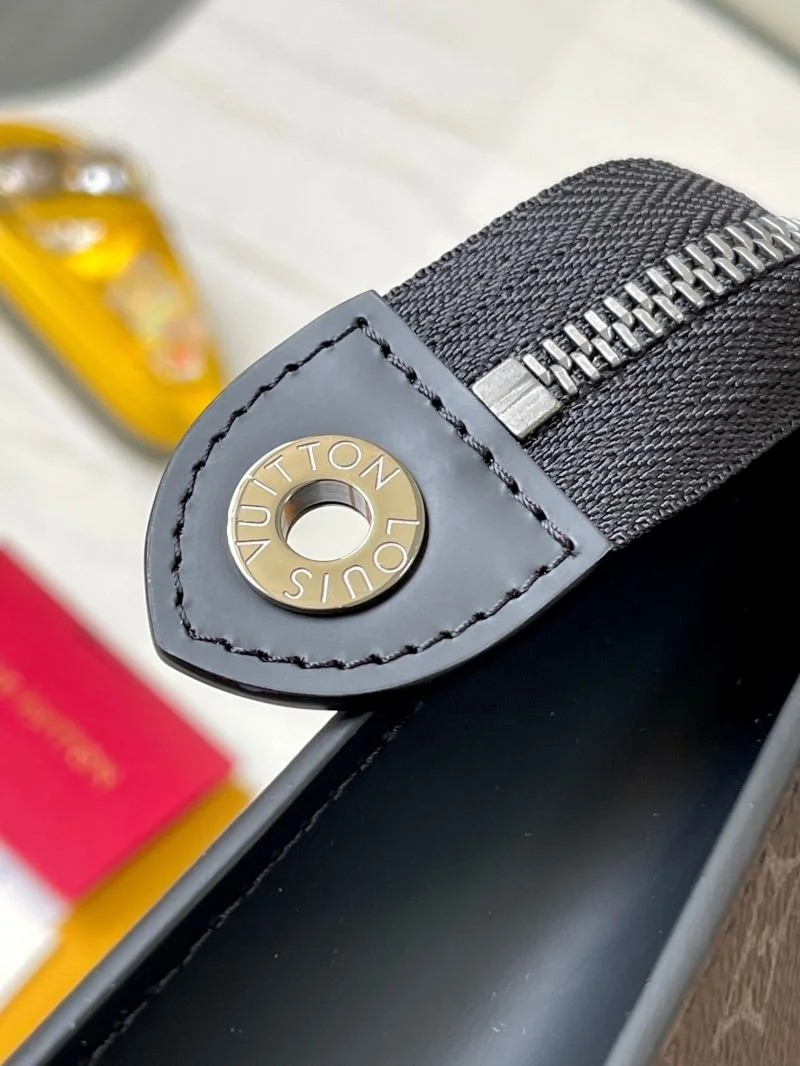 Louis Vuitton Clutch Bags Attractive 39770