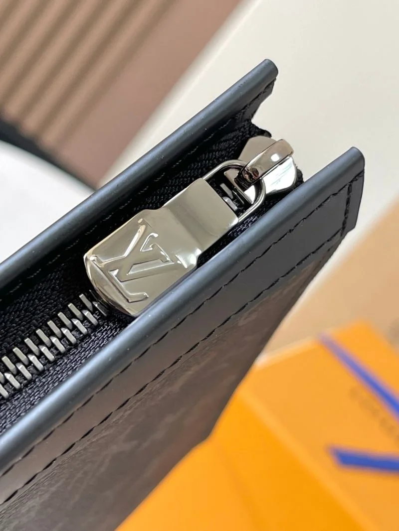 Louis Vuitton Clutch Bags Attractive 39770
