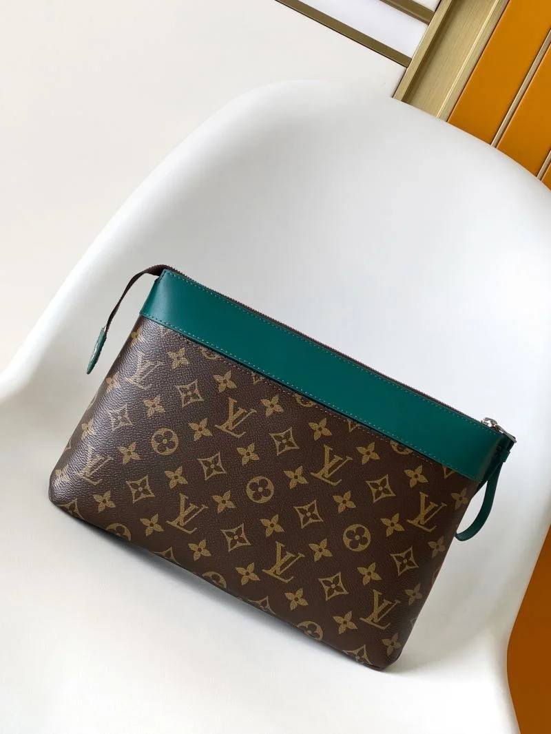 Affordable Louis Vuitton Clutch Bags 39769