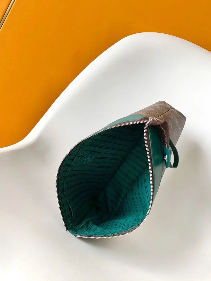 Affordable Louis Vuitton Clutch Bags 39769