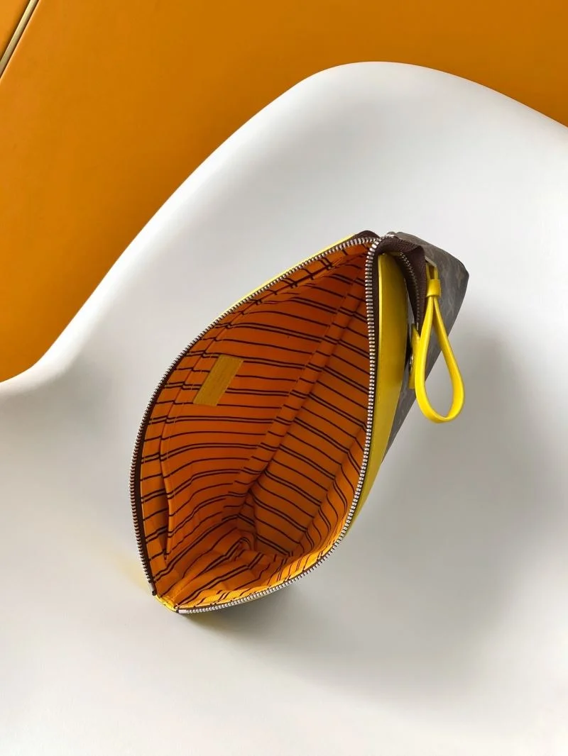 Louis Vuitton Clutch Bags Vibrant 39762
