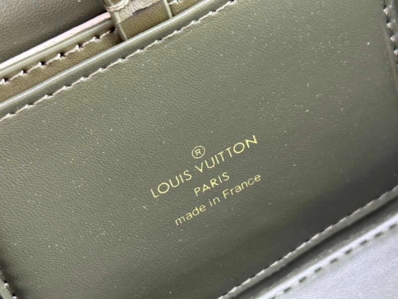 Premium Louis Vuitton Cosmetic Bags 78894