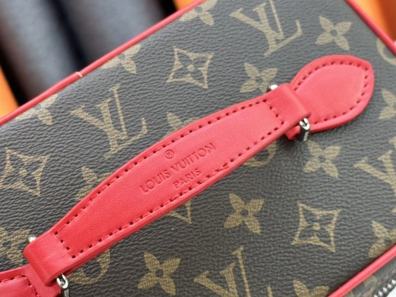 Bright Louis Vuitton Cosmetic Bags 80472