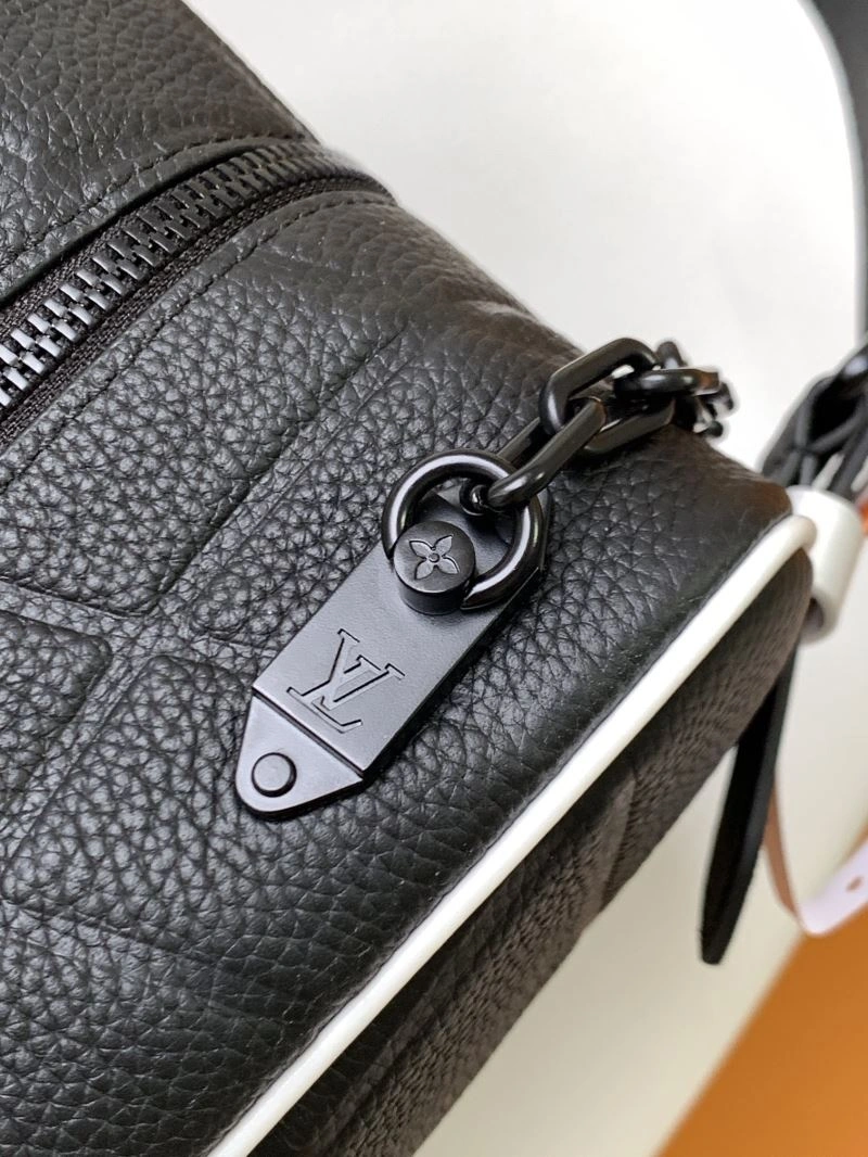 Lightweight Louis Vuitton Cosmetic Bags 94365
