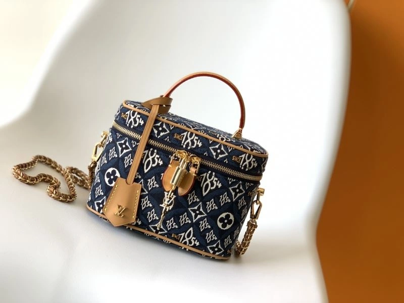 Louis Vuitton Cosmetic Bags EasyMatch 94362