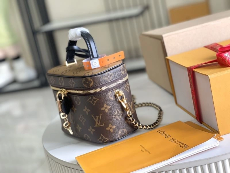 Louis Vuitton Cosmetic Bags TimelessDesign 94058