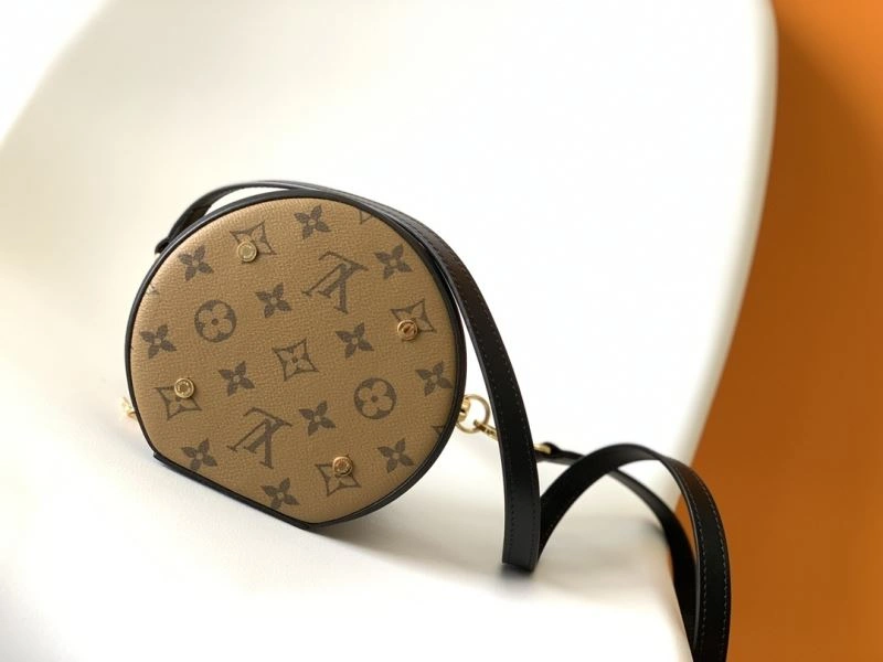 Louis Vuitton Cosmetic Bags Supportive 94055