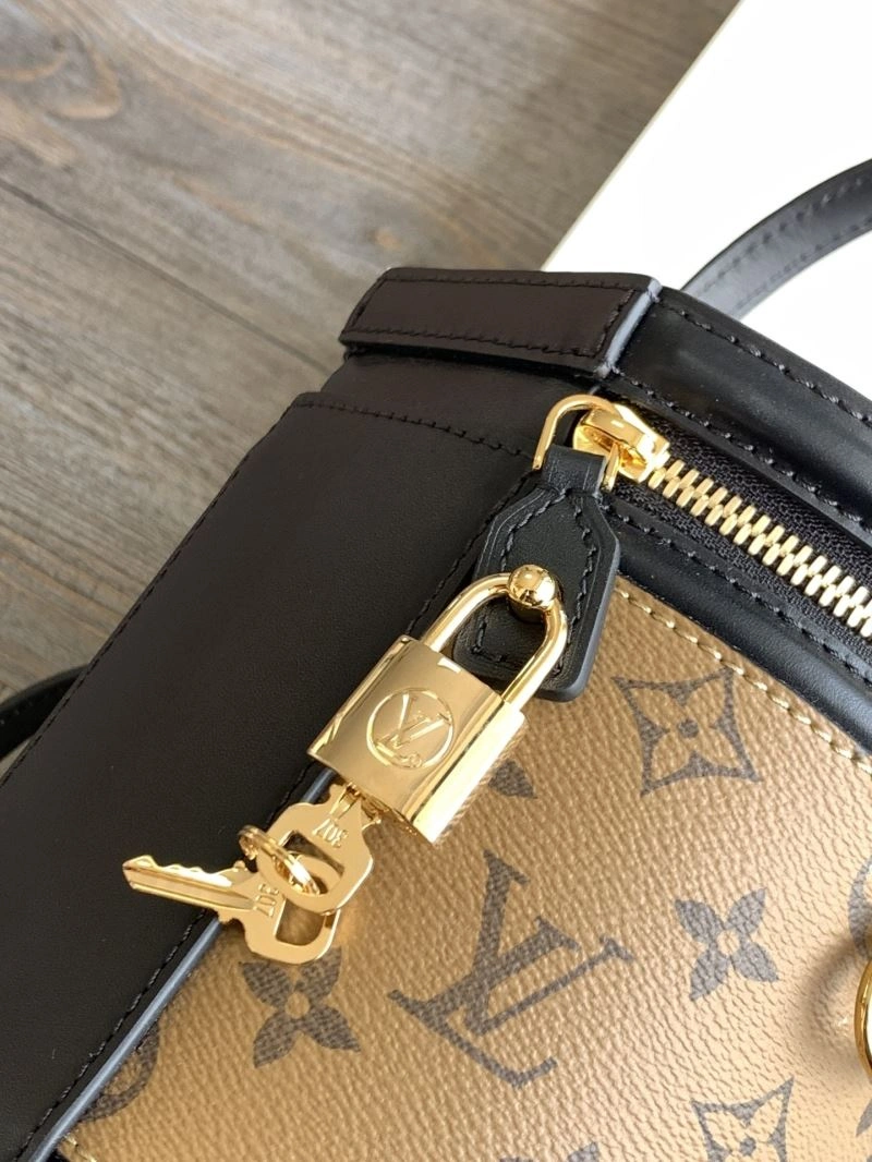 Louis Vuitton Cosmetic Bags Supportive 94055