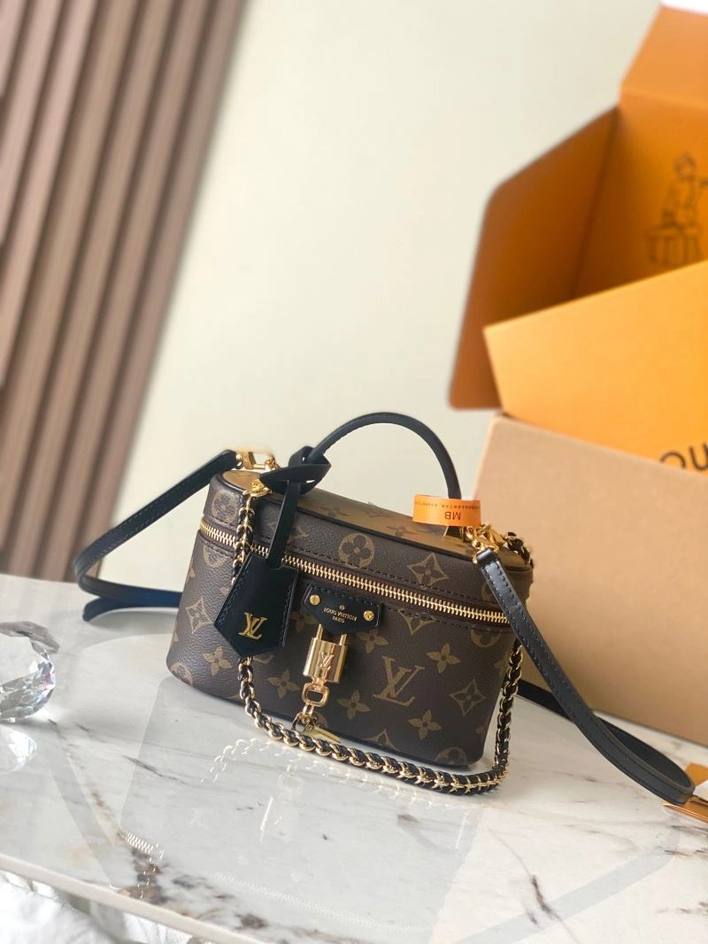 Lightweight Louis Vuitton Cosmetic Bags 93617