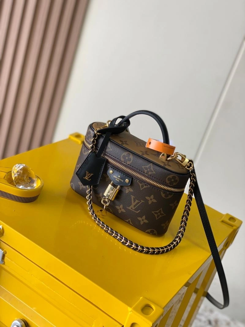 Lightweight Louis Vuitton Cosmetic Bags 93617