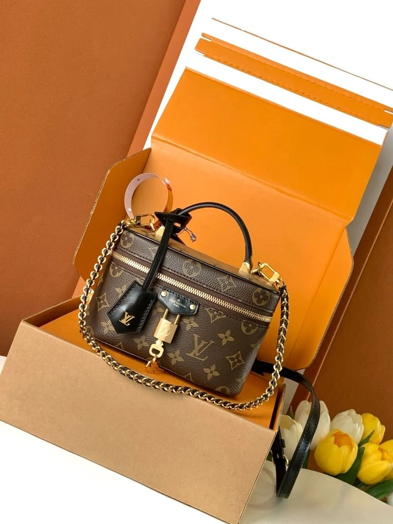 Unisex Louis Vuitton Cosmetic Bags 93612