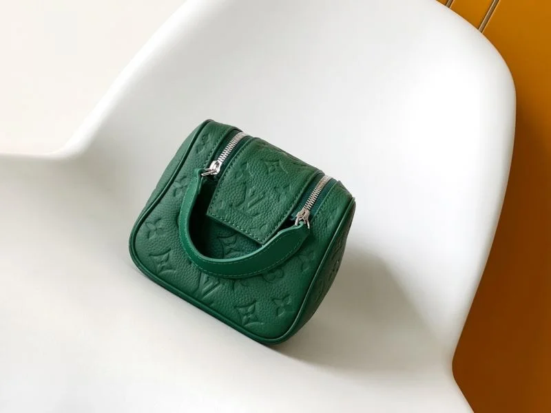 EasyMatch Louis Vuitton Cosmetic Bags 43333