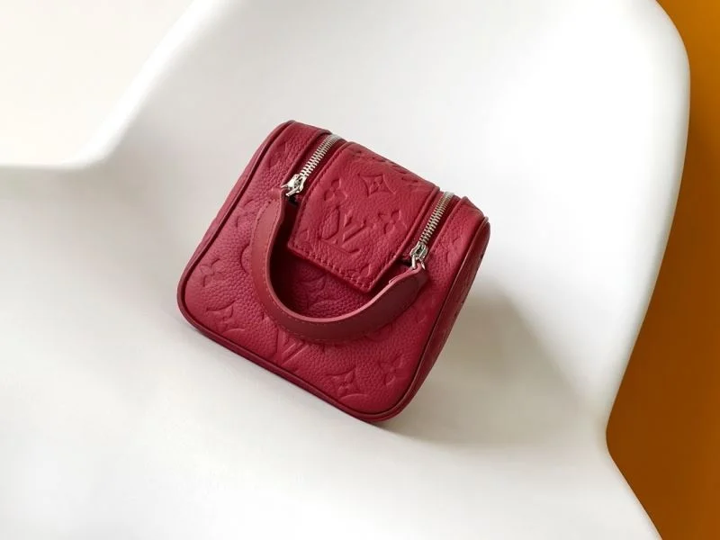 Louis Vuitton Cosmetic Bags Lightweight 43345