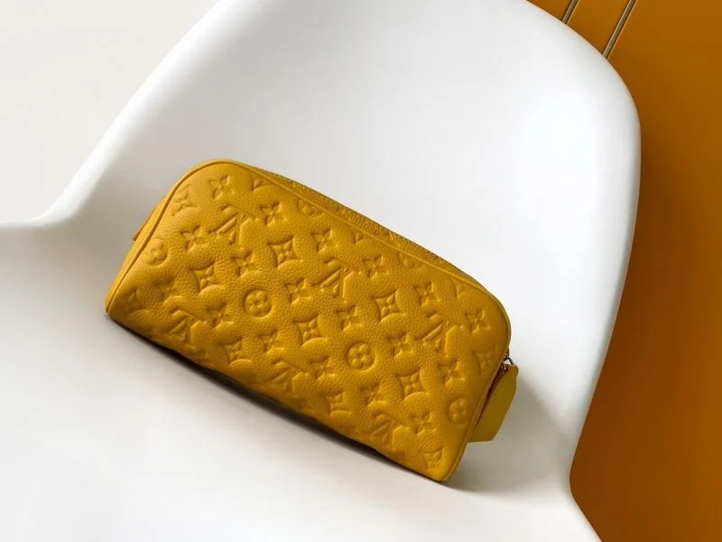 Durable Louis Vuitton Cosmetic Bags 43329