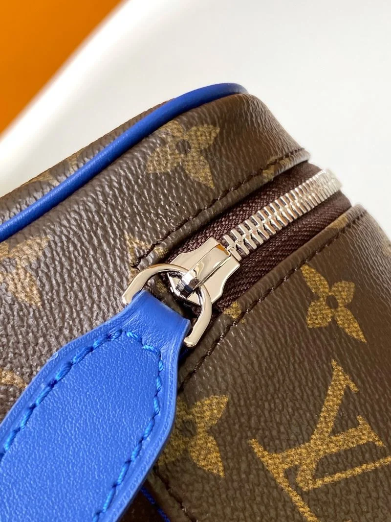 FreshLook Louis Vuitton Cosmetic Bags 43342