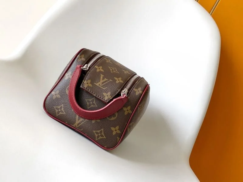 Timeless Louis Vuitton Cosmetic Bags 43337
