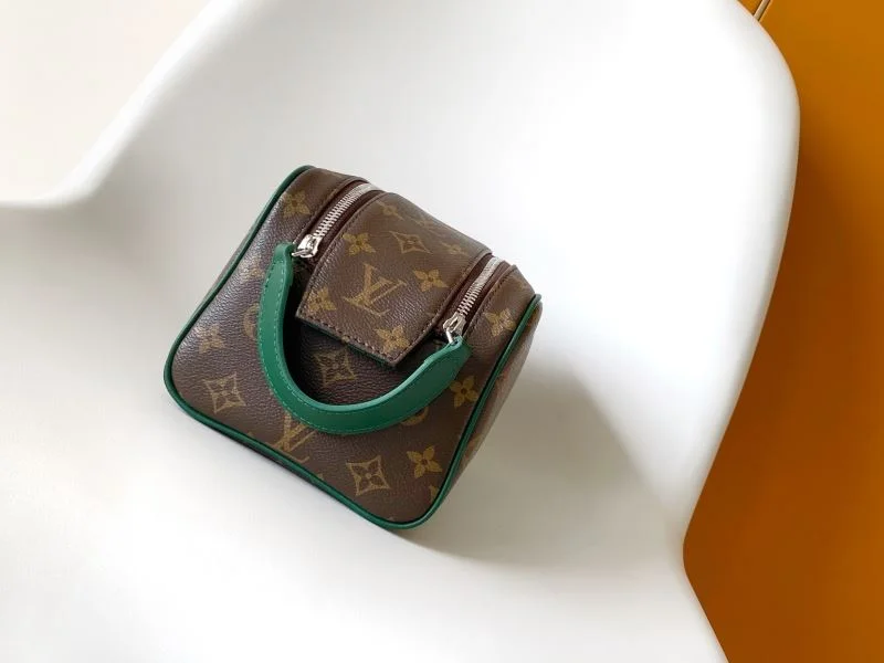 BestValue Louis Vuitton Cosmetic Bags 43330
