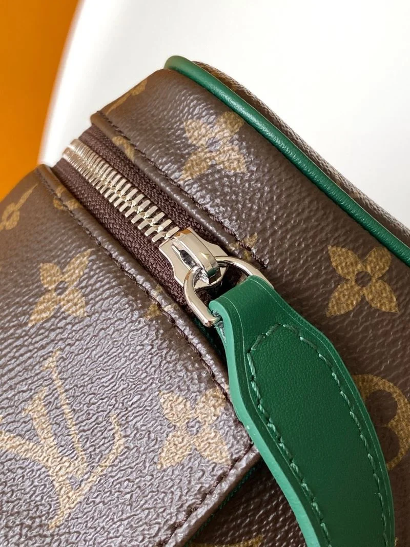 BestValue Louis Vuitton Cosmetic Bags 43330