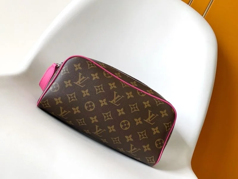 Reliable Louis Vuitton Cosmetic Bags 43332