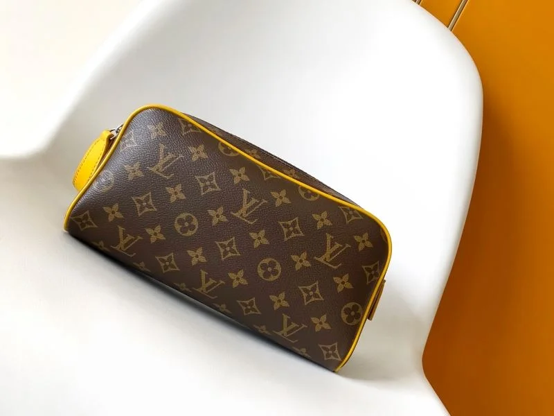 Bright Louis Vuitton Cosmetic Bags 43343