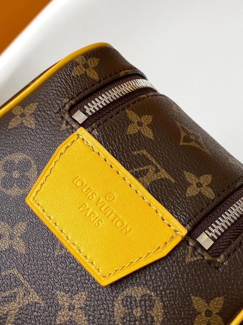 Bright Louis Vuitton Cosmetic Bags 43343